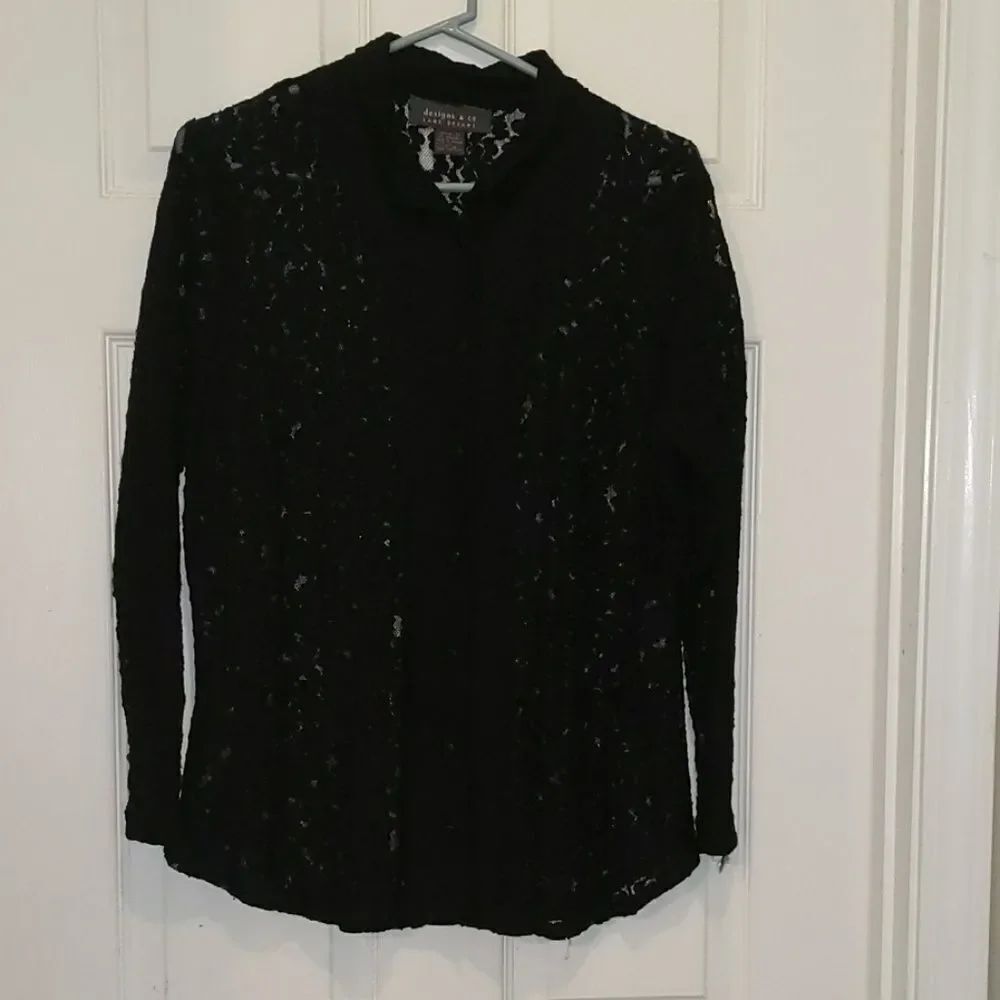 Designs & Co. Lane Bryant black lace top Sz 14/16